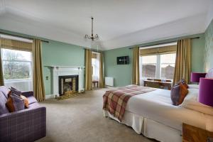 the tongue hotel