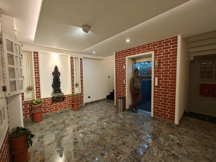 red bricks inn
