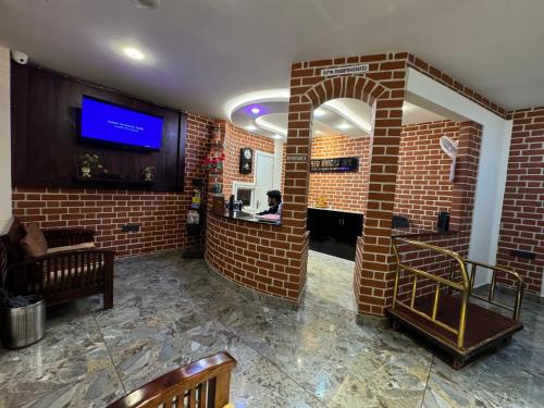 red bricks inn