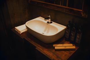 novella concept hotel and cafe
