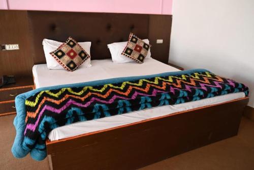 Kausani Regency,Kausani>>Bageshwar,3 star