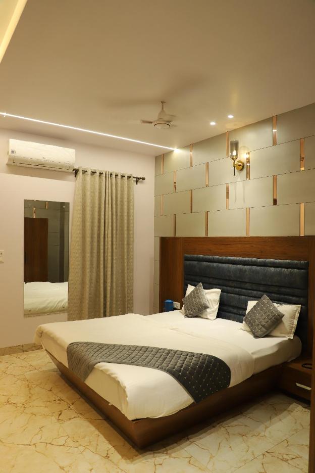 hotel shree darshanam