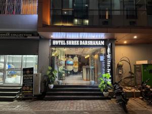 hotel shree darshanam