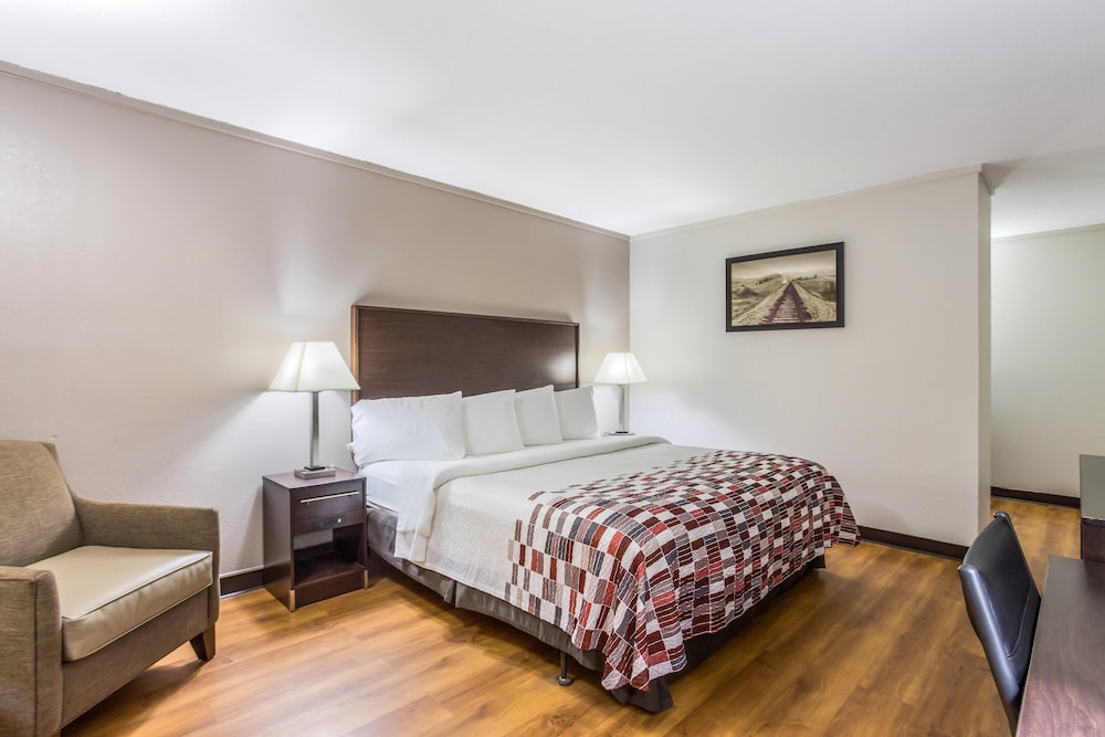 red roof inn meridian