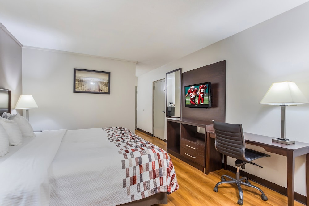 red roof inn meridian