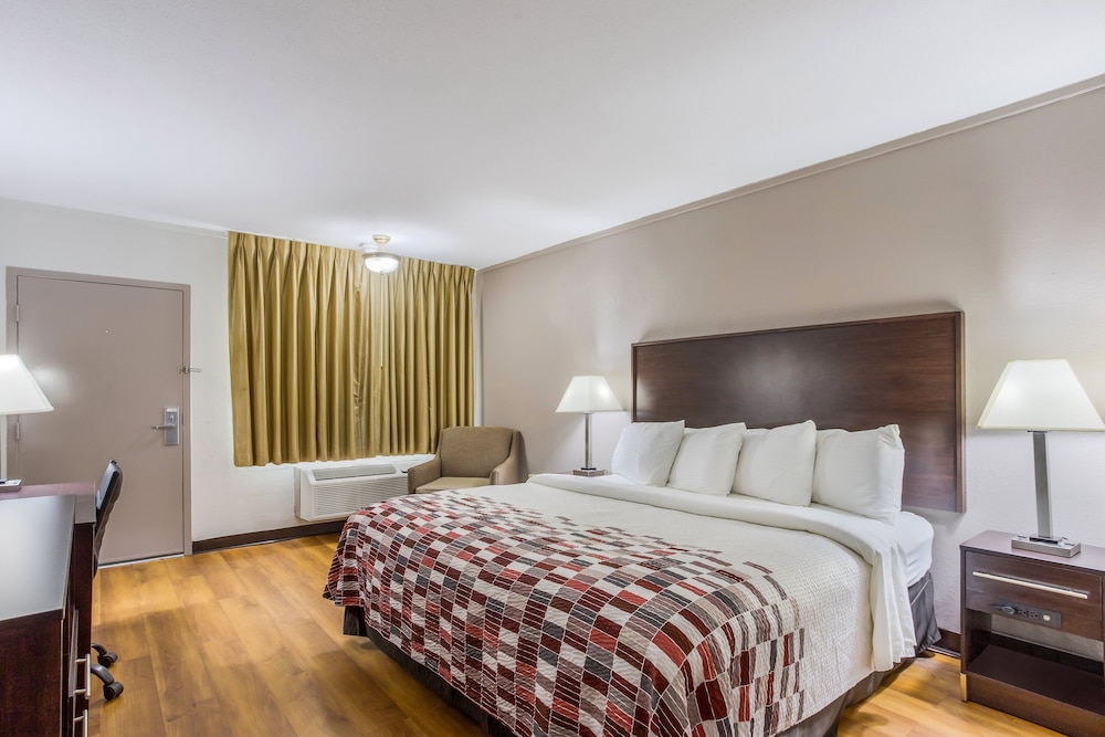 red roof inn meridian