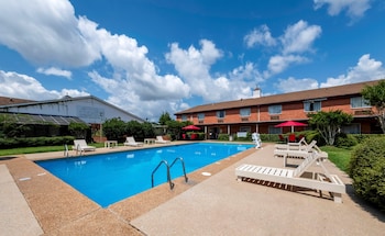 red roof inn meridian