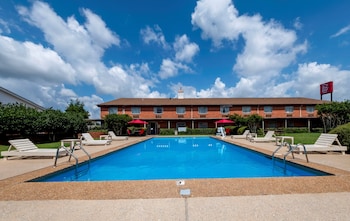 red roof inn meridian