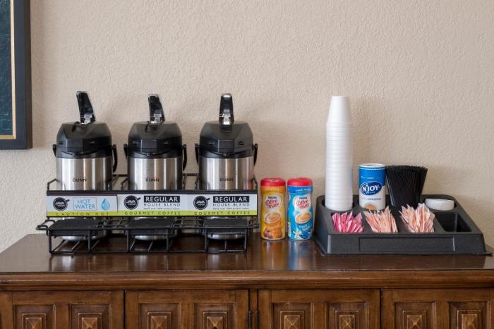 red roof inn meridian