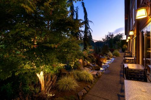 olympic lodge by ayres