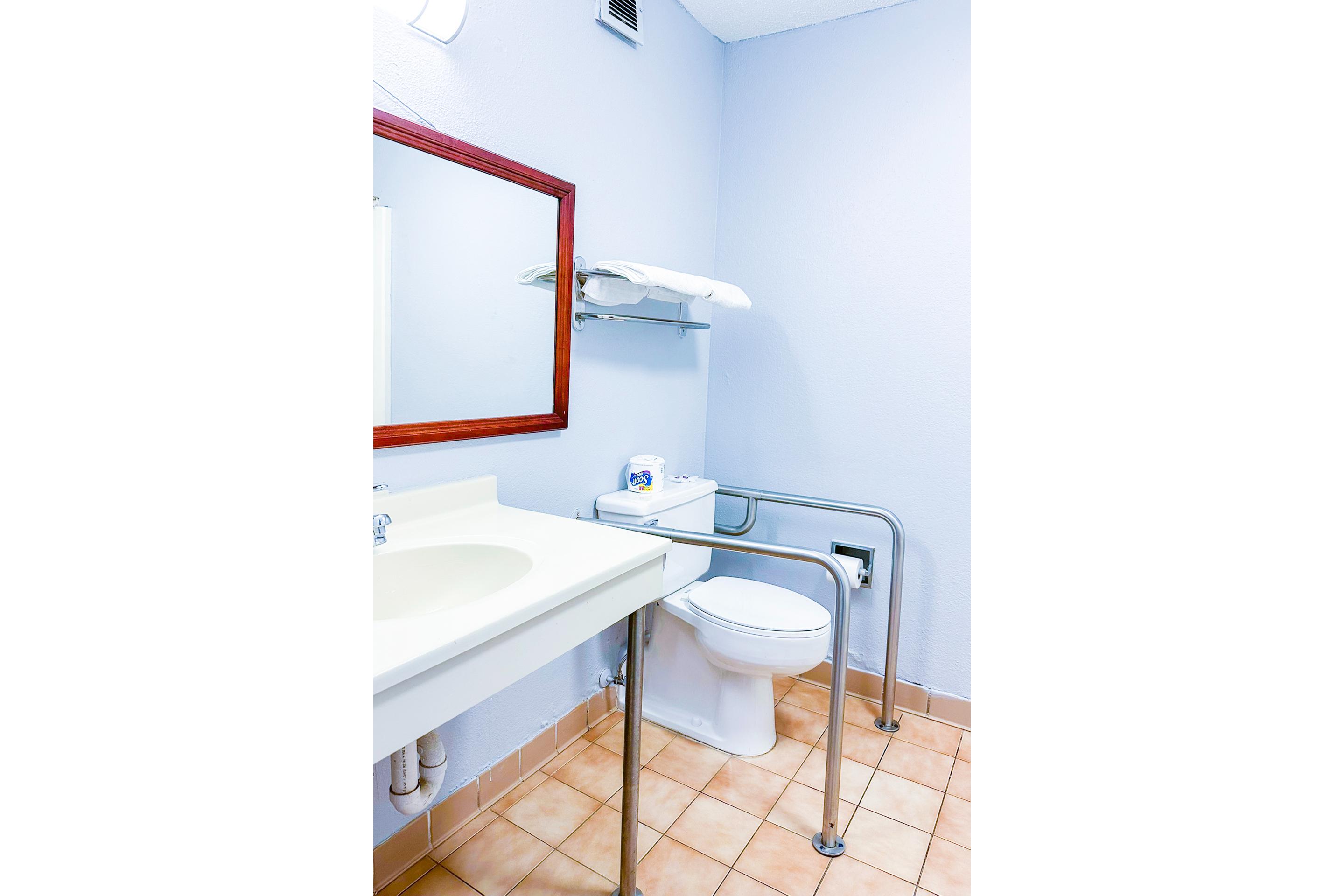 happy stay inn madisonville i 69 by oyo