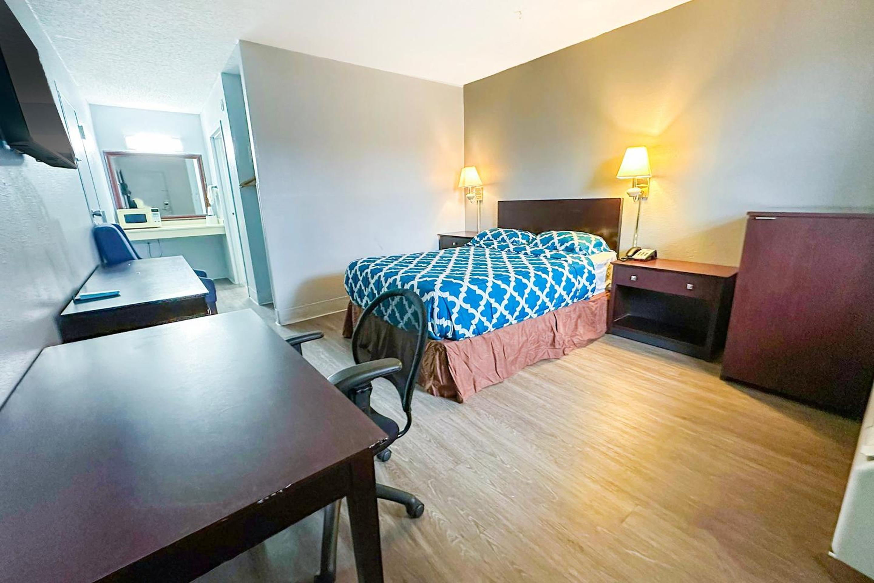 happy stay inn madisonville i 69 by oyo