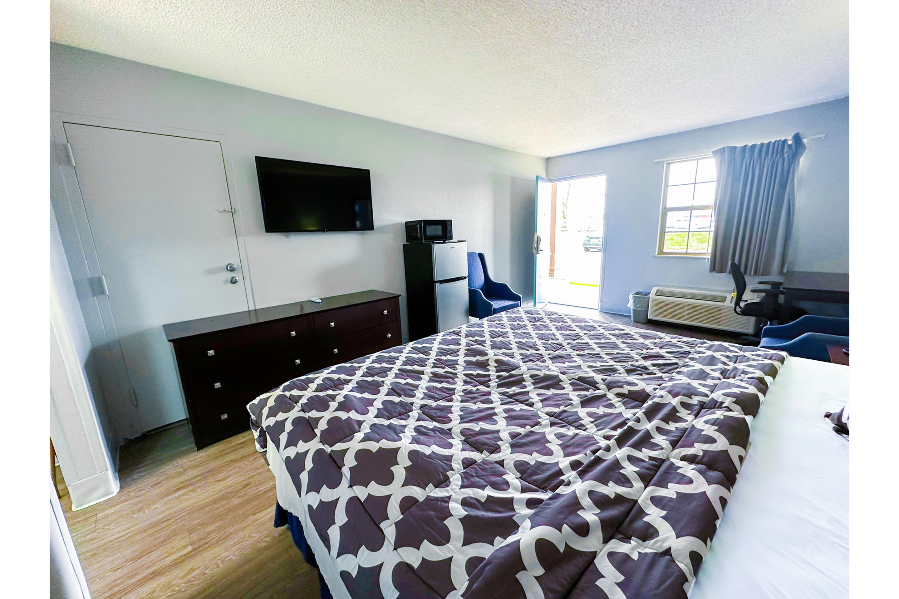 happy stay inn madisonville i 69 by oyo