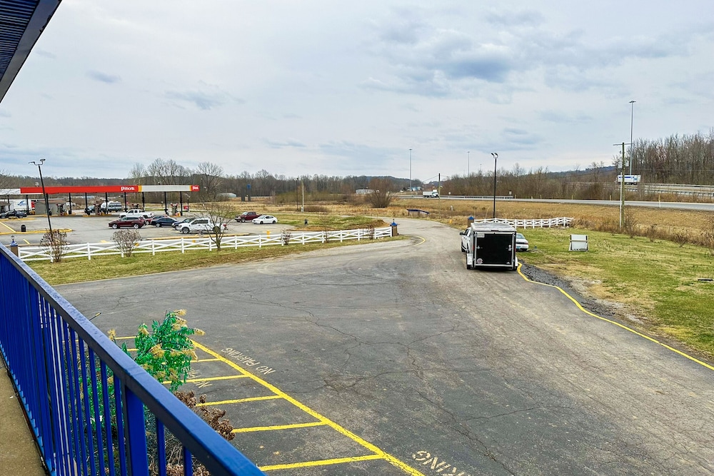 happy stay inn madisonville i 69 by oyo