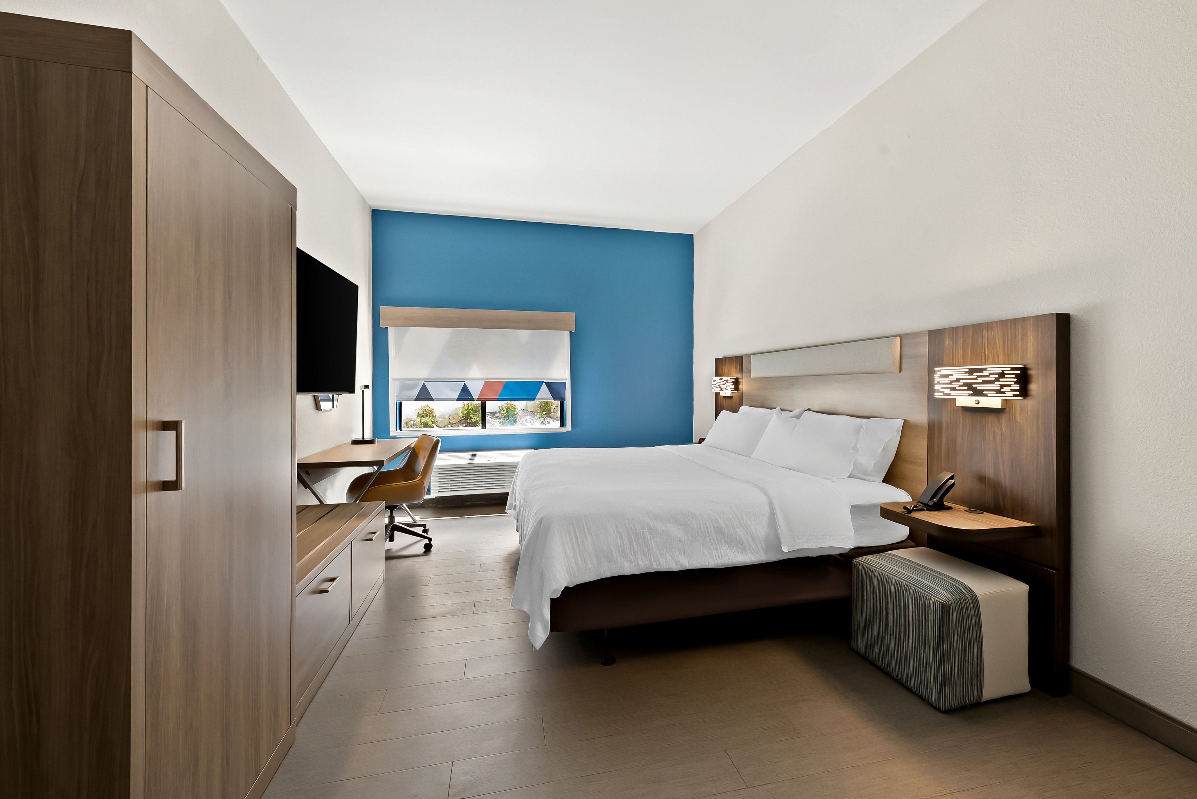 holiday inn express and suites raleigh ne medical