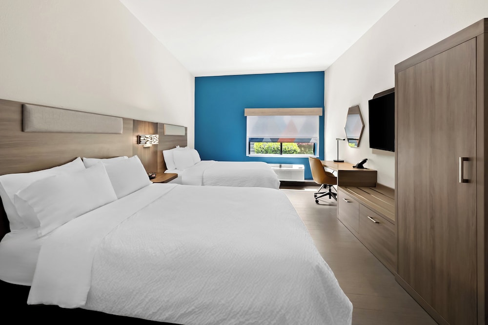 holiday inn express and suites raleigh ne medical