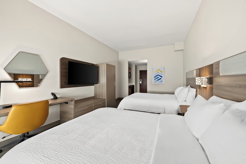 holiday inn express and suites raleigh ne medical