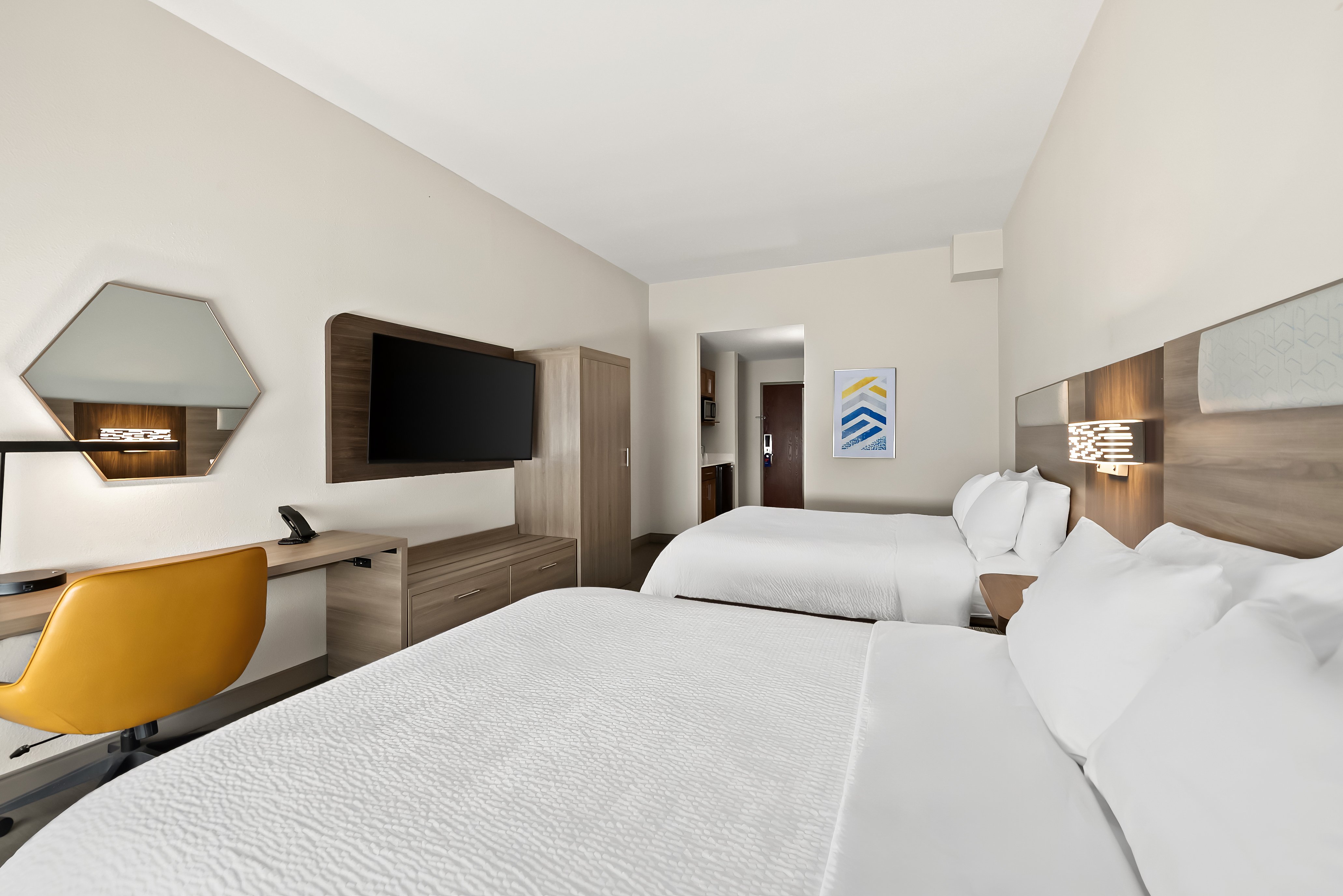holiday inn express and suites raleigh ne medical