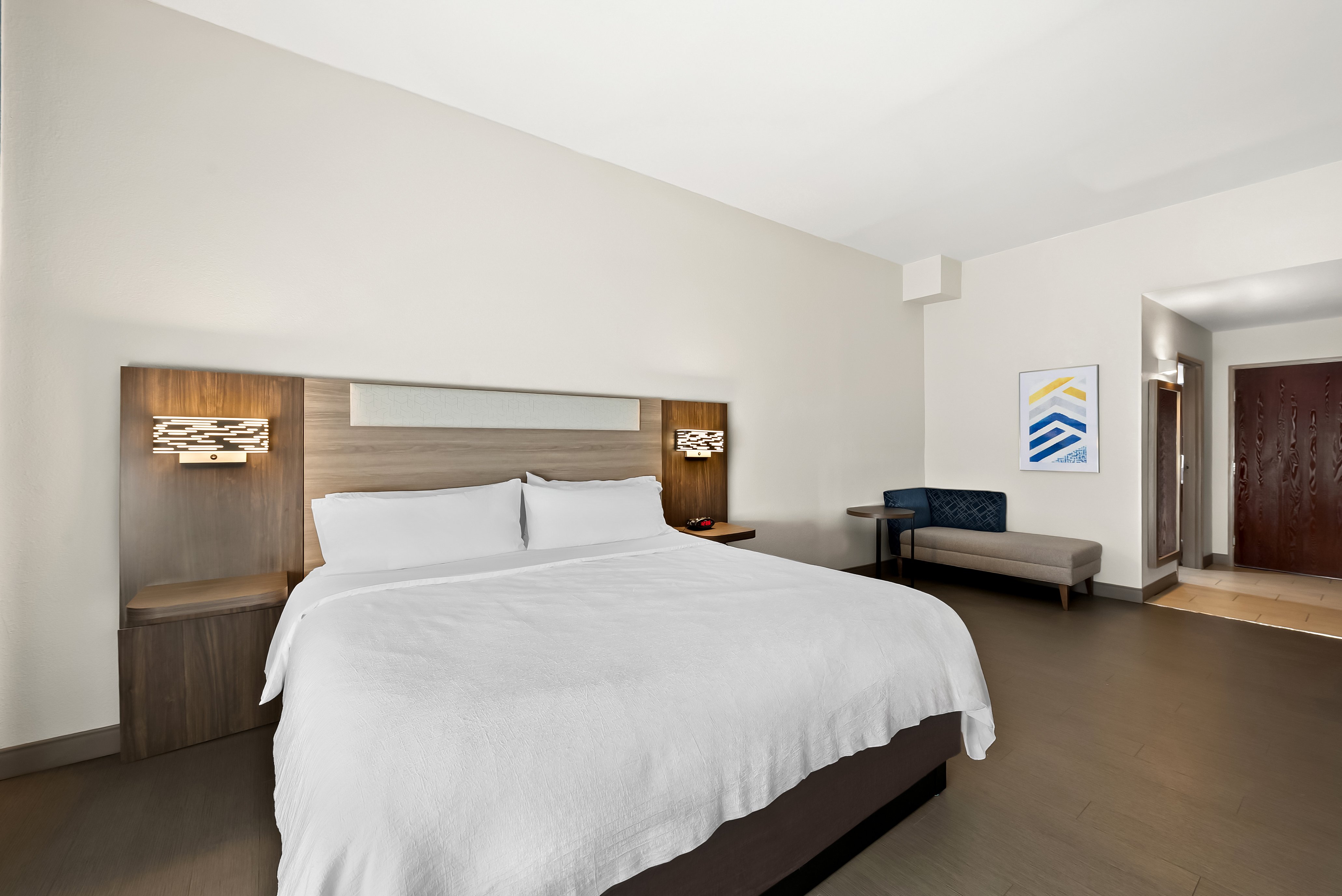 holiday inn express and suites raleigh ne medical
