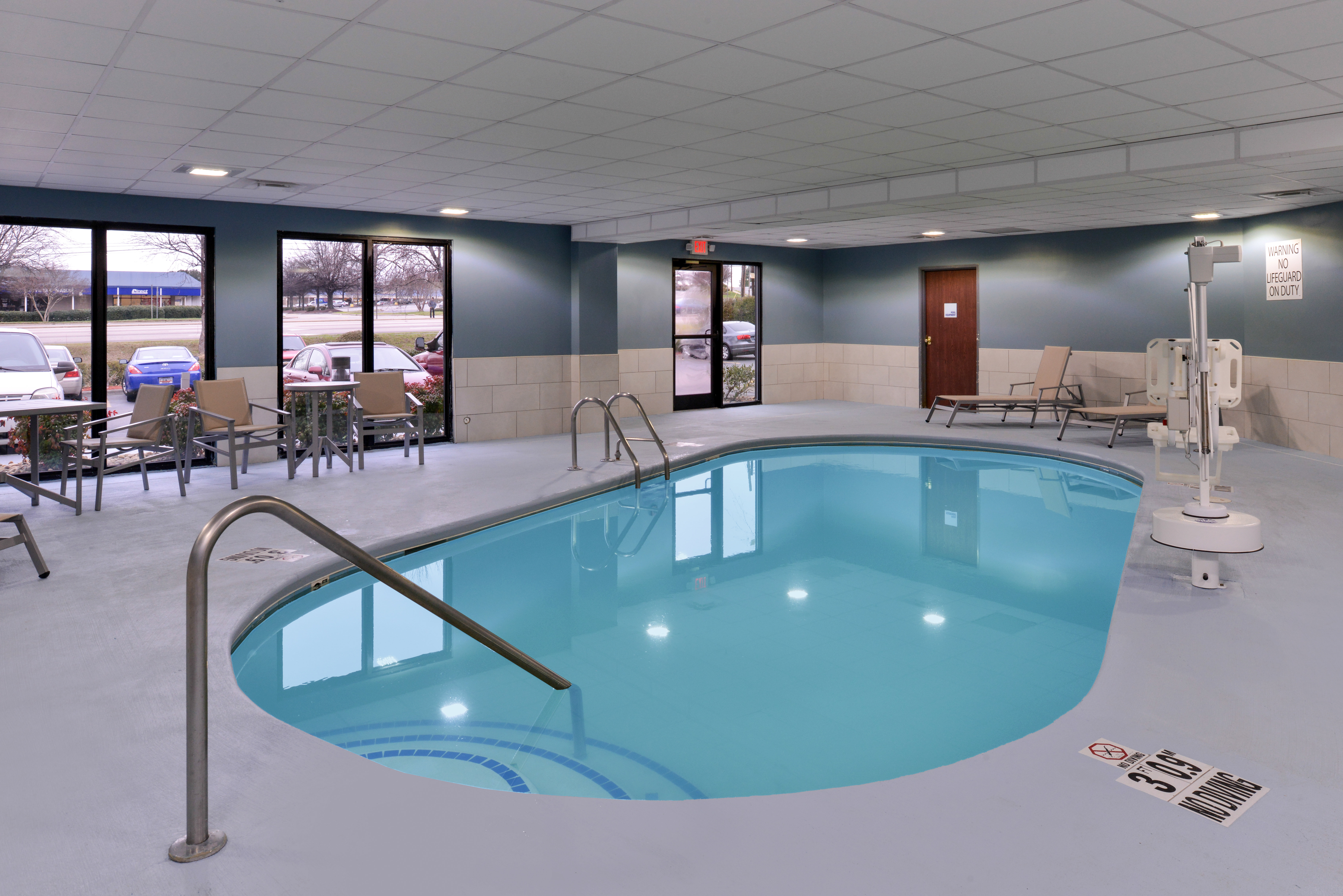 holiday inn express and suites raleigh ne medical