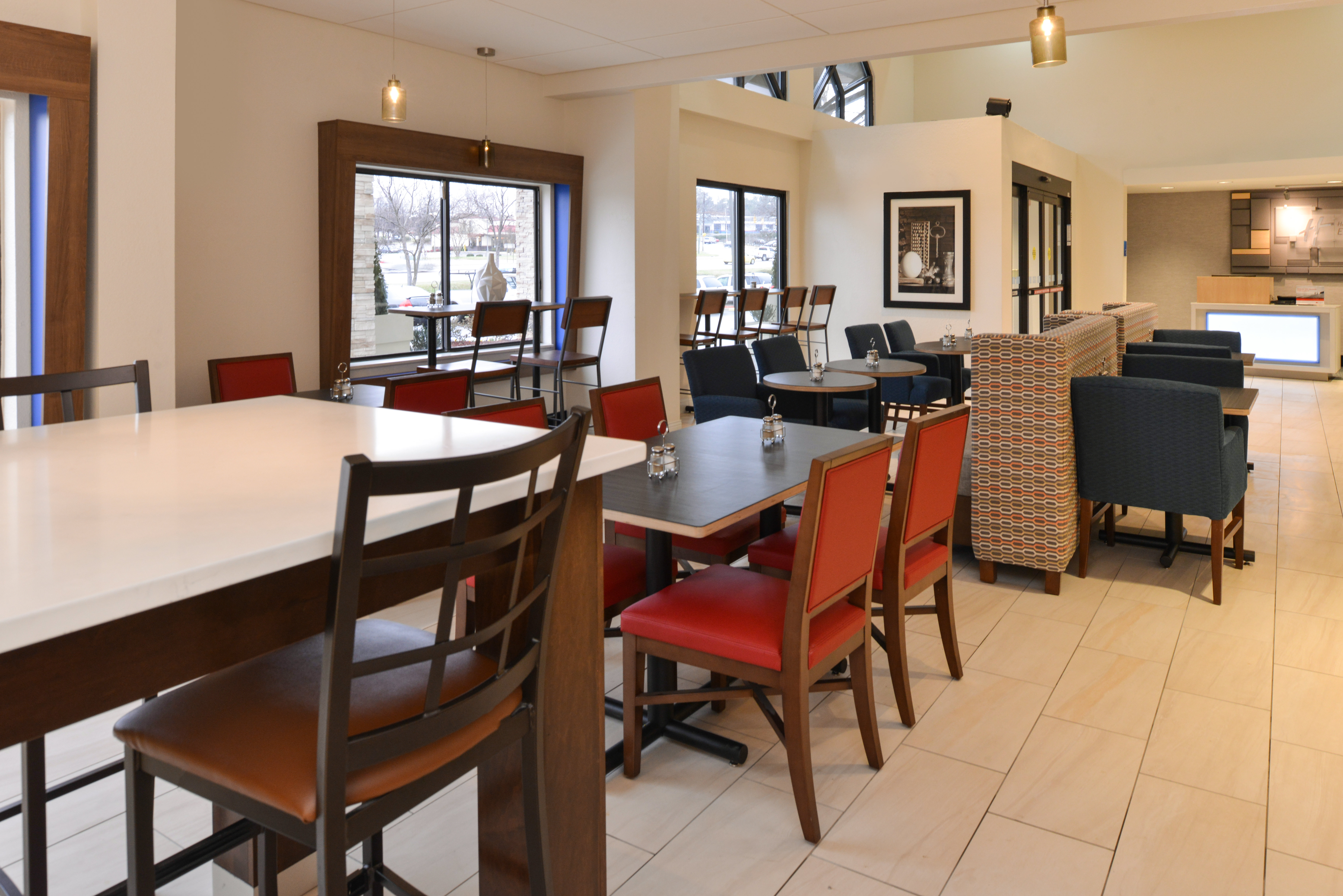 holiday inn express and suites raleigh ne medical