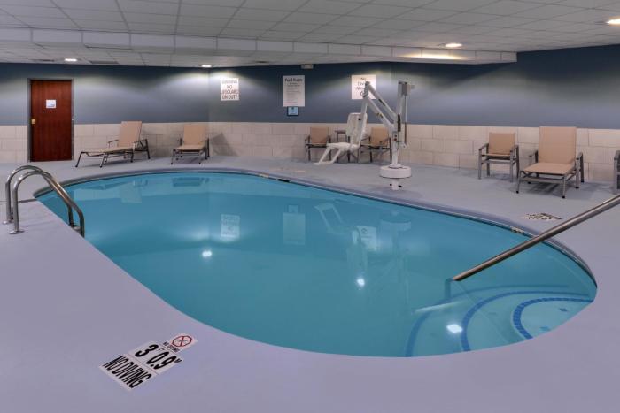 holiday inn express and suites raleigh ne medical