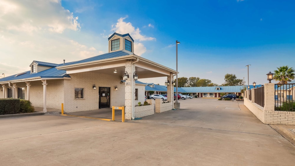 best western regency inn and suites
