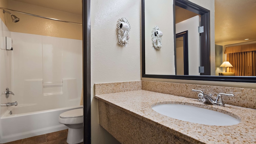 best western regency inn and suites
