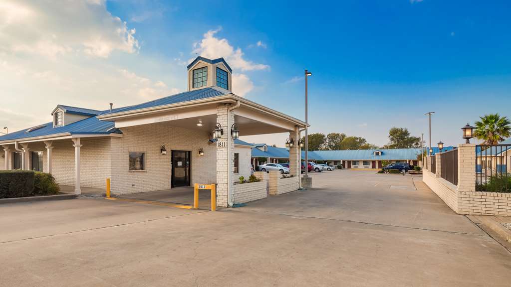 best western regency inn and suites