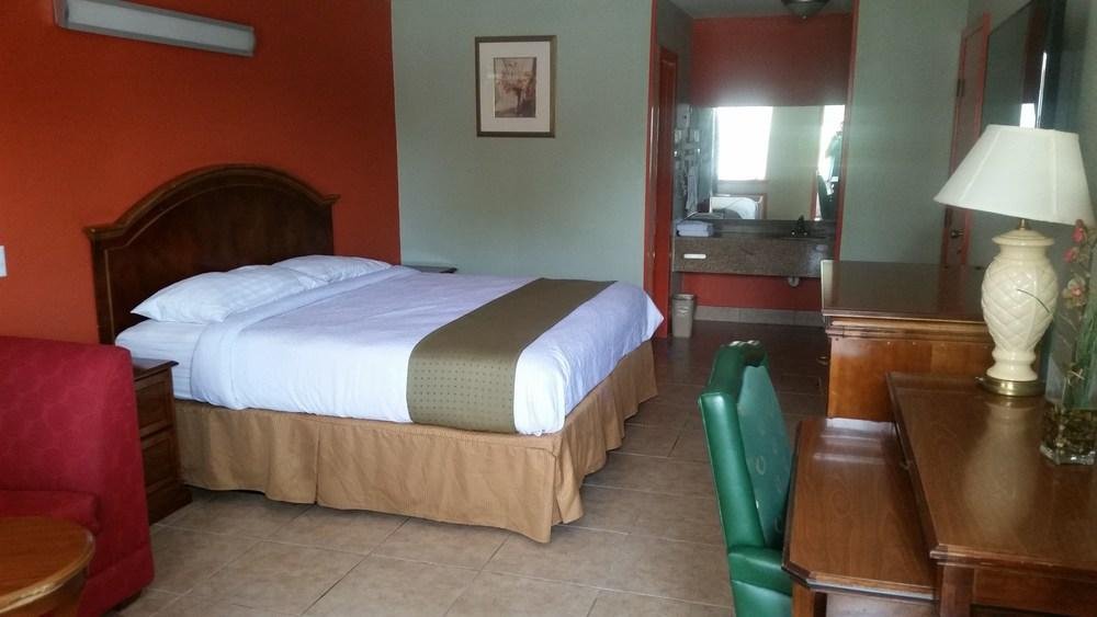 texas inn north brownsville