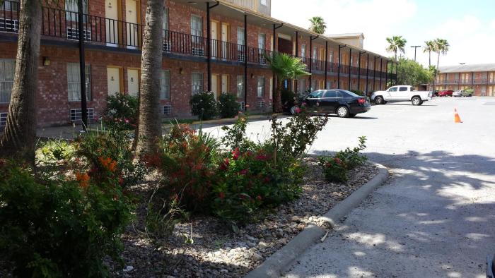 texas inn north brownsville