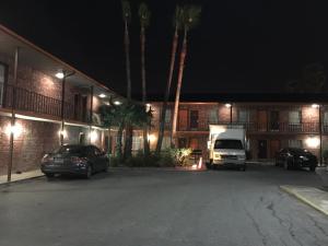 texas inn north brownsville