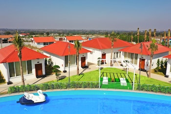 Tripura Resorts,Hyderabad>>Chevella,2 star