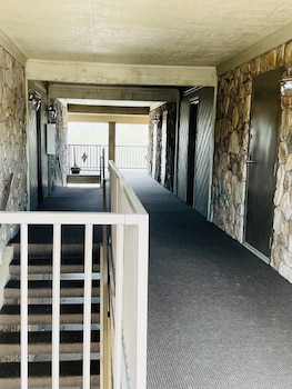 cattle country lodge