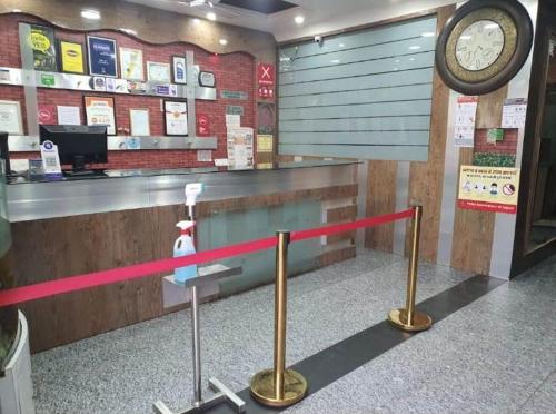 hotel hayat residency