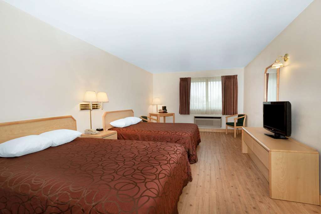 inn at lander travelodge by wyndham