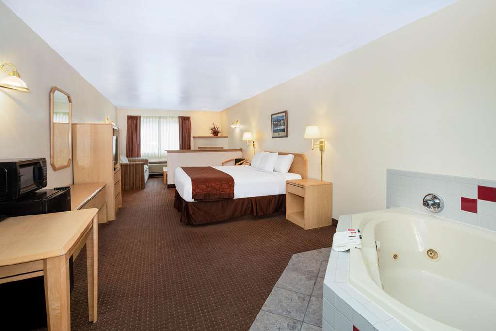 inn at lander travelodge by wyndham