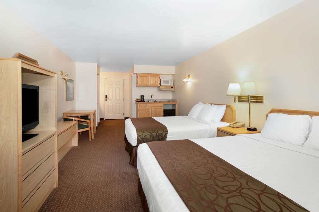 inn at lander travelodge by wyndham