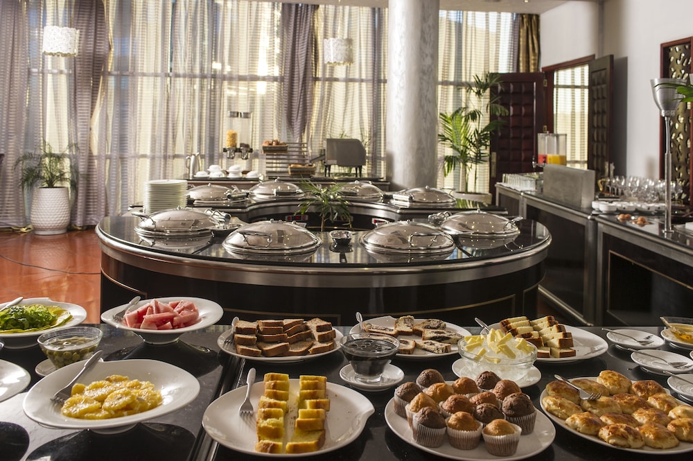 grand eliana hotel conference and spa