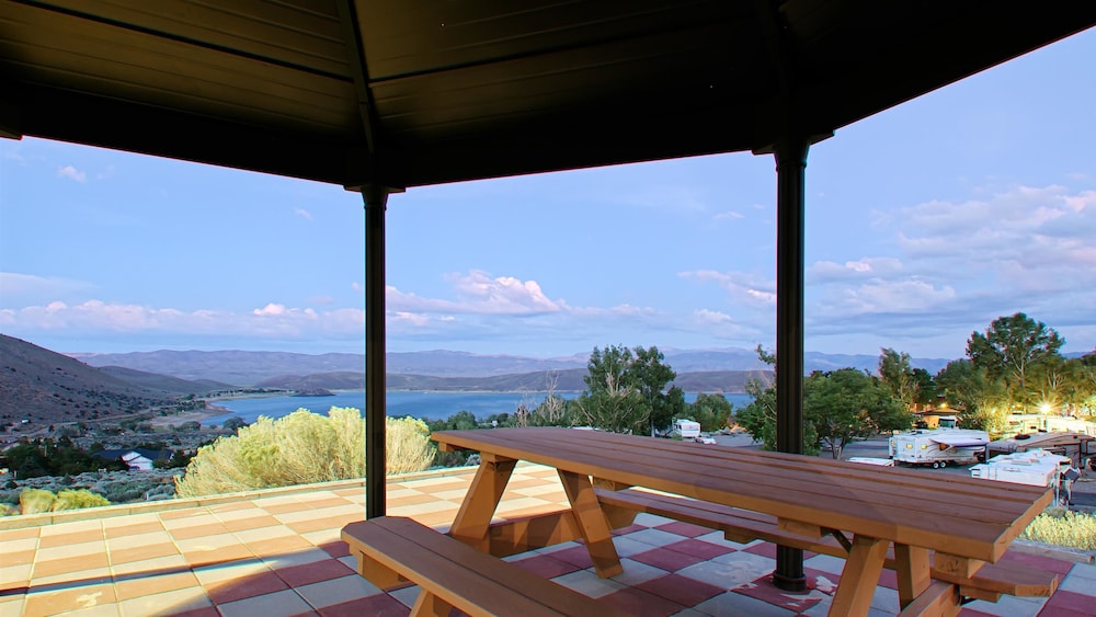 best western topaz lake inn