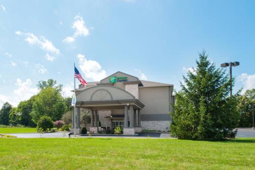 holiday inn express and suites bucyrus by ihg