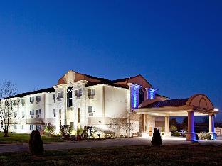 holiday inn express and suites bucyrus by ihg