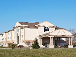 holiday inn express and suites bucyrus by ihg