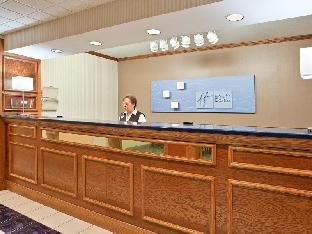 holiday inn express and suites bucyrus by ihg