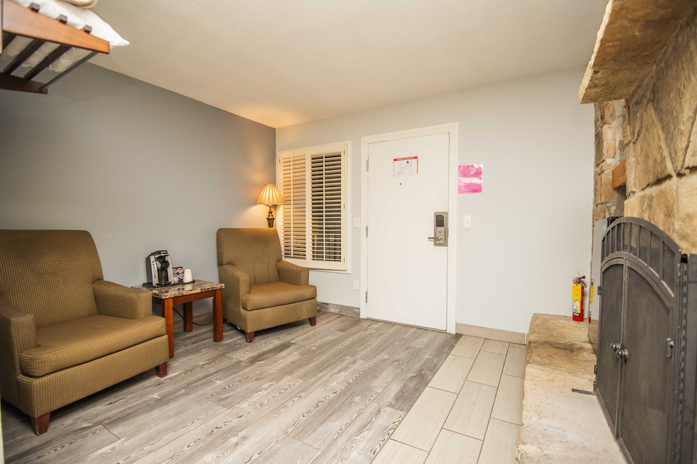 tremont lodge and resort