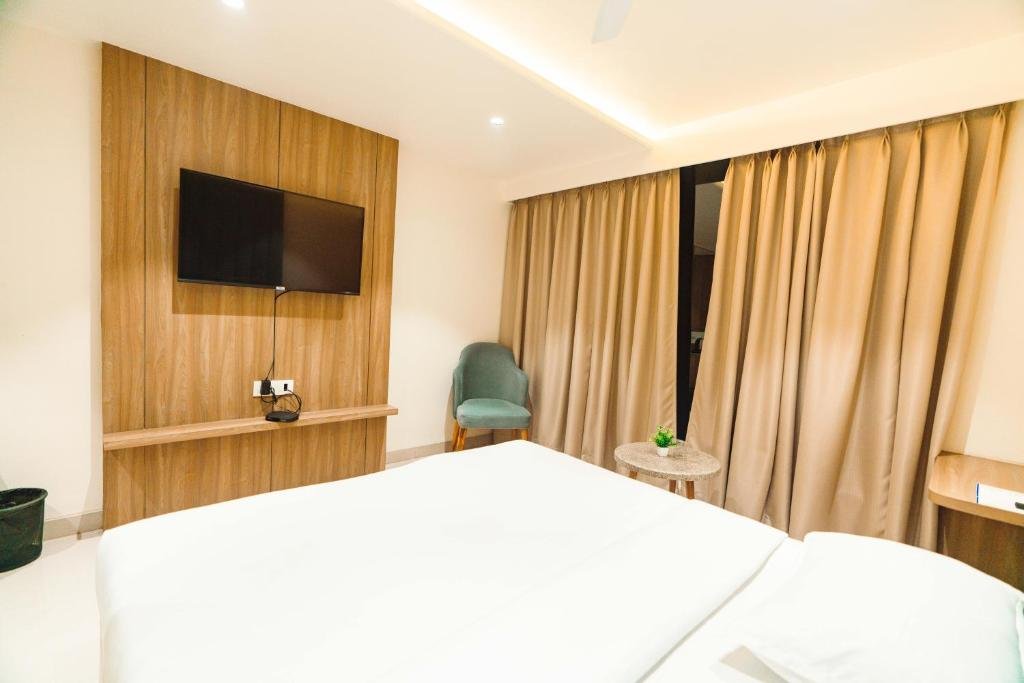 Hotel Central Park,India>>Bhopal,3 star