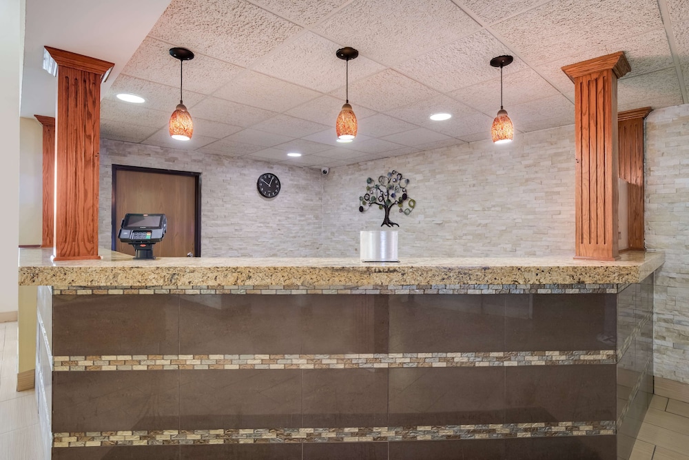 Best Western Waukesha Grand,Pewaukee>>Milwaukee,3 star
