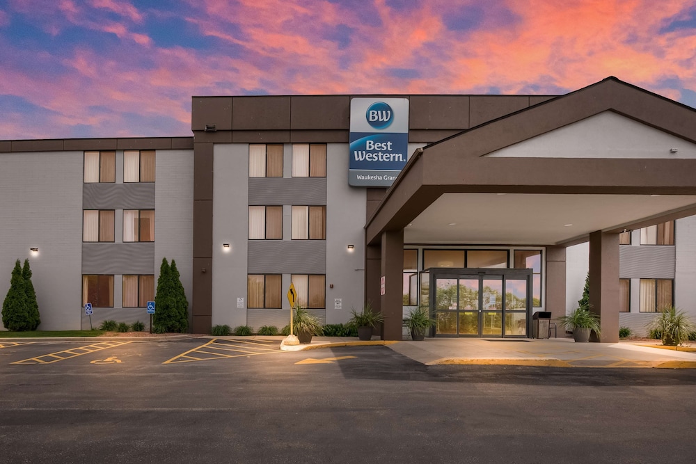 Best Western Waukesha Grand,Pewaukee>>Milwaukee,3 star