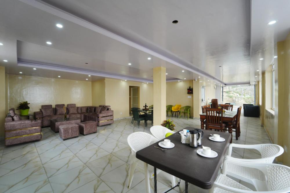 crested view kufri