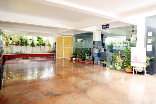 felix inn manyata tech park